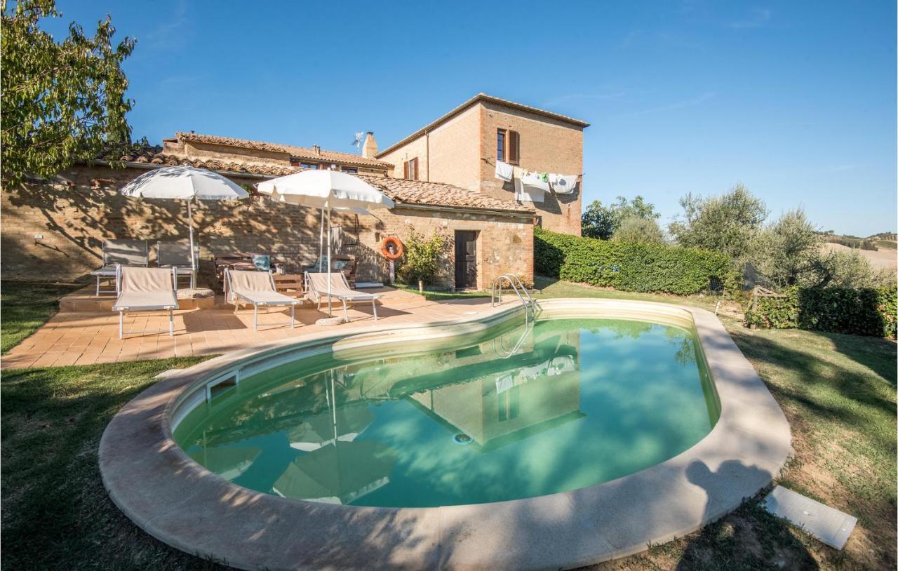 Gorgeous Home In Montalcino With Kitchen Exteriör bild