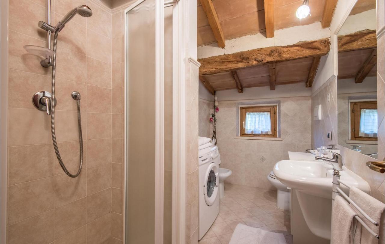 Gorgeous Home In Montalcino With Kitchen Exteriör bild